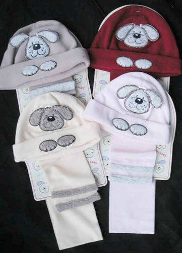  Lovely Bear Scarf and Hat Suit