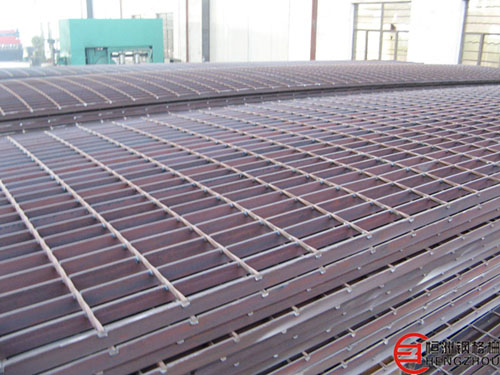  Plain Steel Grating (Plain Steel Rost)
