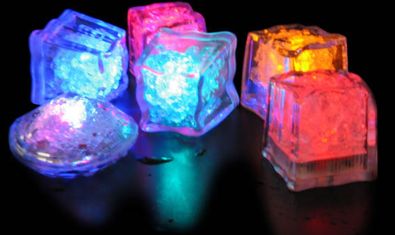  Flashing Ice Cube ( Flashing Ice Cube)