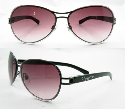  Sunglasses ()
