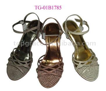  Sandals (Sandales)