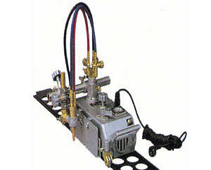  Automatic Gas Cutting Machine (Machine de coupe automatique des gaz)