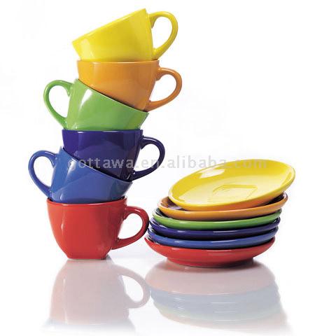  220cc Stoneware Cup and Saucer with Stand (220cc Керамические Чашка с блюдцем с подставкой)