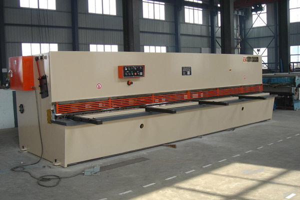  Hydraulic Swing-Beam Shears