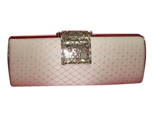 Popular And Goods Wallet With Jewellery (Populaire et marchandises Portefeuille de bijoux)