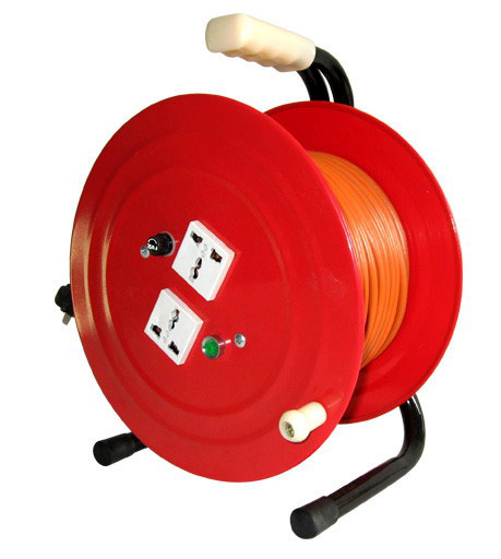  Cable Reel (Enrouleur de câble)