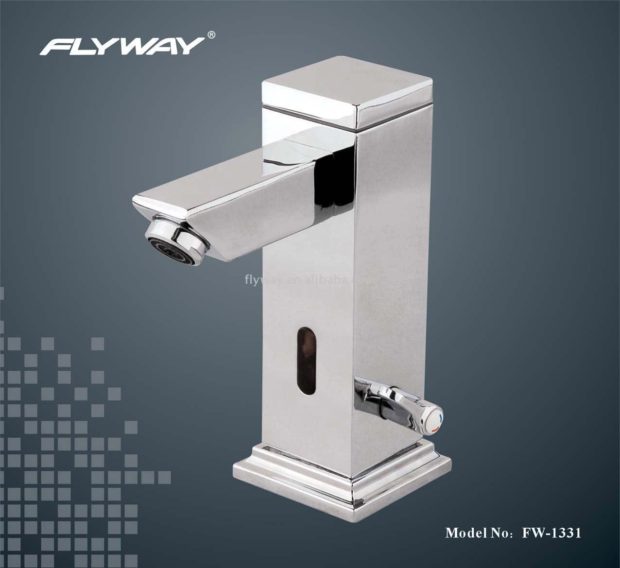  Integrated Automatic Sensing Faucet (Intégrée de détection automatique du robinet)