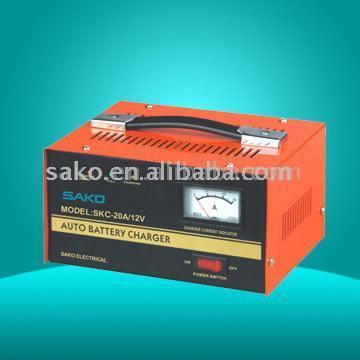  Battery Charger (Chargeur de batterie)