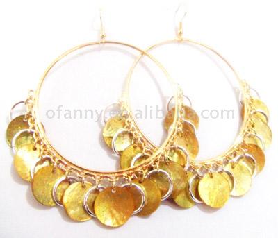  Earring (Earring)