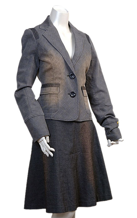  Grey Check Suit (Проверить серый костюм)