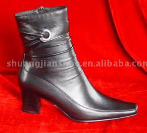  Boots (Boots)