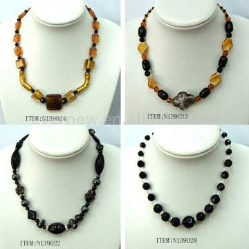  Necklace (Collier)