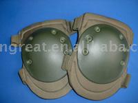  Military Accessory (Accessoire militaire)