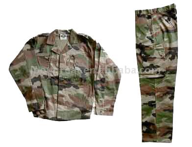  Camouflage Wear (Camouflage Wear)