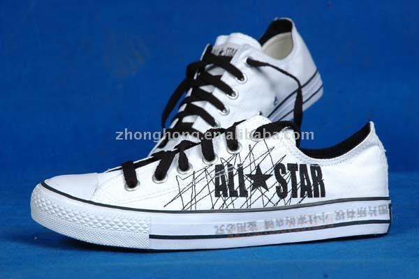  Sports Shoes ( Sports Shoes)