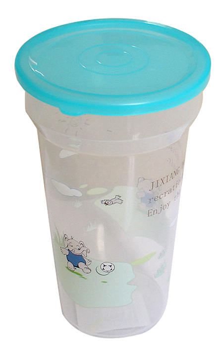  High-Plastic Cup with Cover (Высокий пластиковый стакан с обложки)