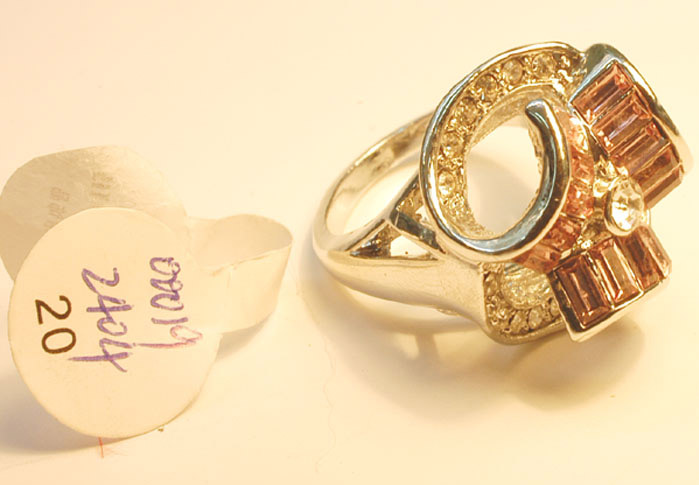  Ring (Кольцо)