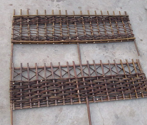  Willow Hurdles (Willow Haies)