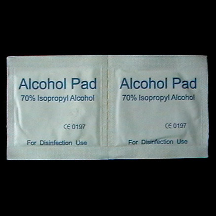  Alcohol Pads (Tampons d`alcool)