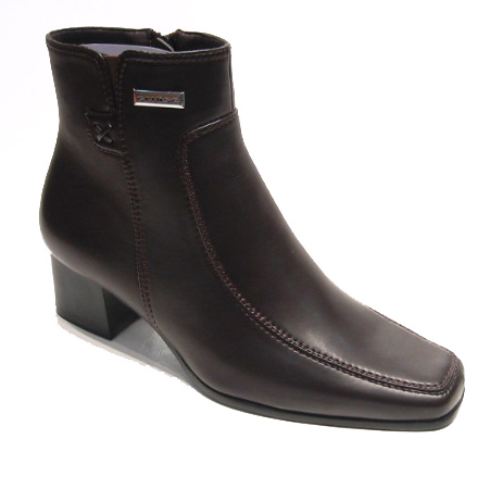  Ladies` Shoes (Женская обувь)