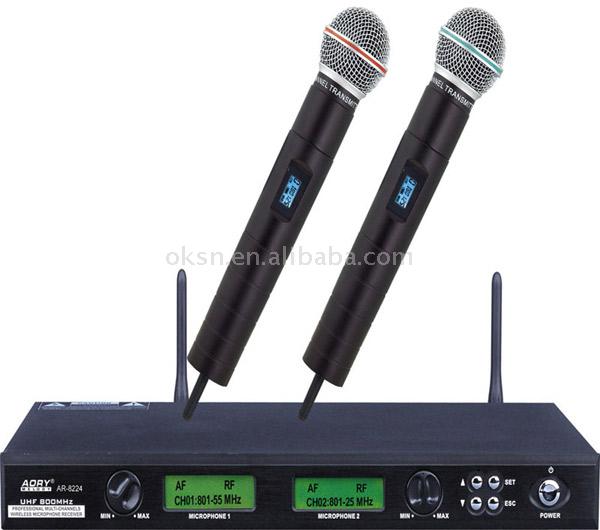  UHF Wireless Microphone (Microphone sans fil UHF)