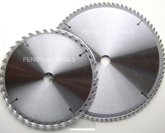  TCT Saw Blades for Ripping And Cross Cutting (Lames de scie TCT pour ripper et transversales)