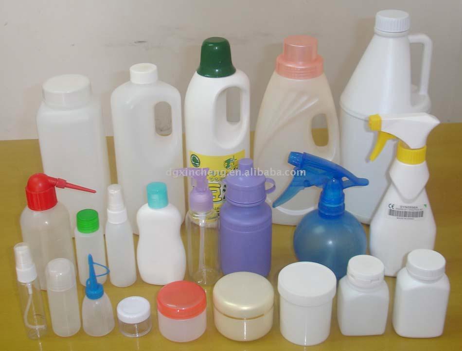  Plastic Bottles (Bouteilles en plastique)