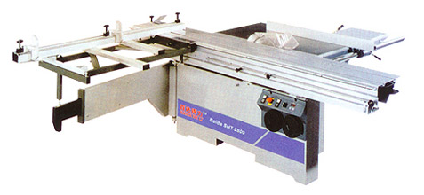  Pulling Bench Saw (Pulling banc de scie)