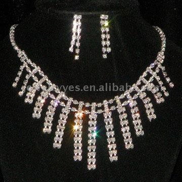  Rhinestone Fashion Jewelry Set