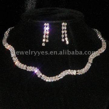  Rhinestone Fashion Jewelry Set