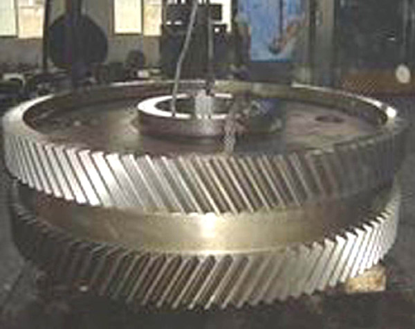  Huge Double-Helical Gear (Огромные биспиральная Gear)