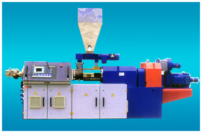  High Speed Extrusion Twin-Screw Extruder (Haute vitesse d`extrusion bi-vis extrudeuse)