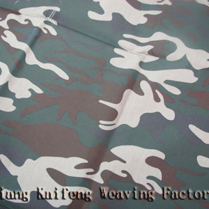  Polyester and Cotton Camouflage Fabric (Полиэстера и хлопка камуфляжной ткани)