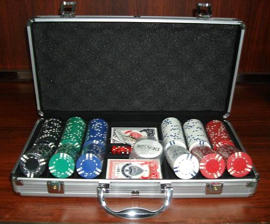  Six Stripes Chip Set