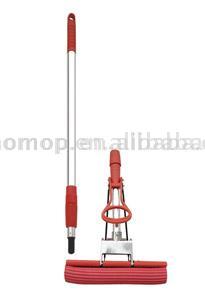  Mops ( Mops)