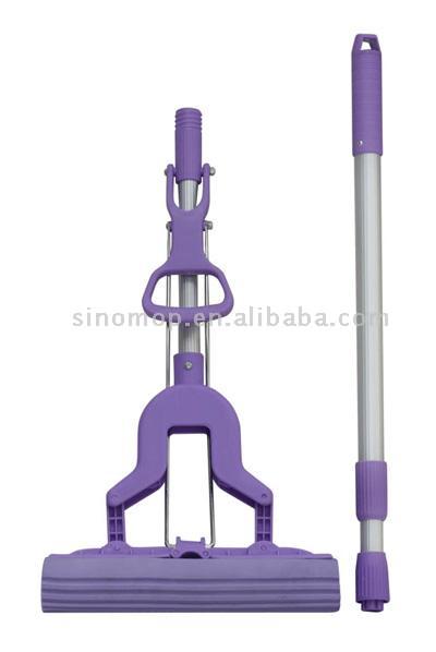  Mops ( Mops)