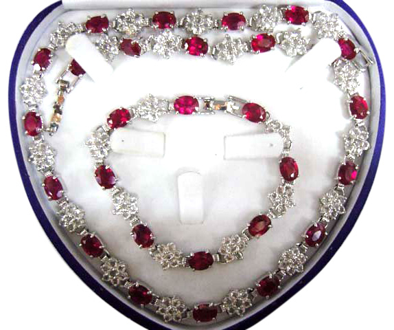  Jewelry (Bijoux)
