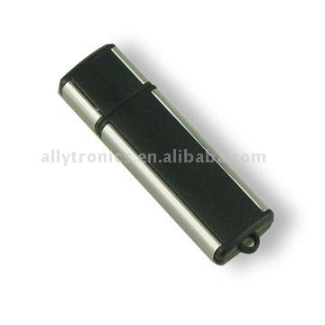  Usb Flash Drive W/ Aluminum Trim (USB Flash Drive W / garnitures en aluminium)