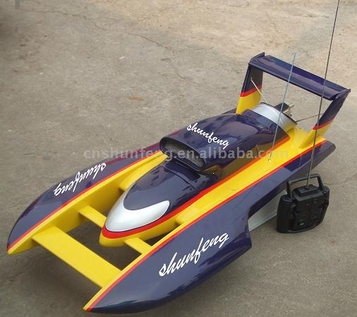 R / C Racing Boat (R / C Racing Boat)