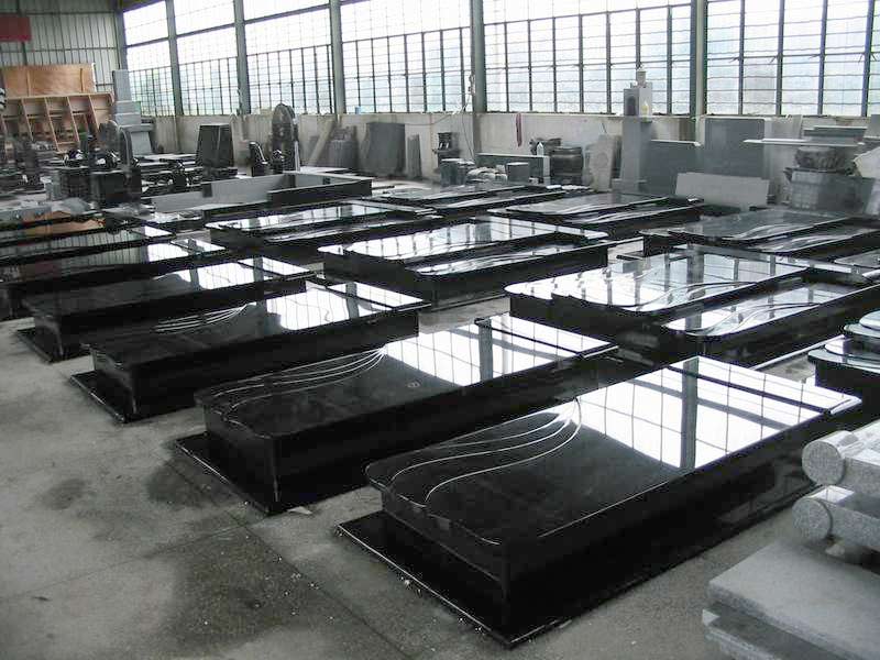  Gravestone ( Gravestone)