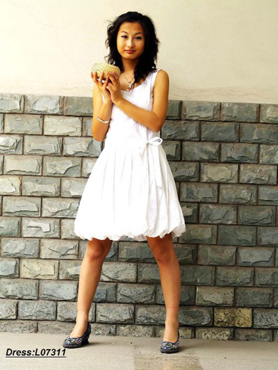  Ladies` Dress