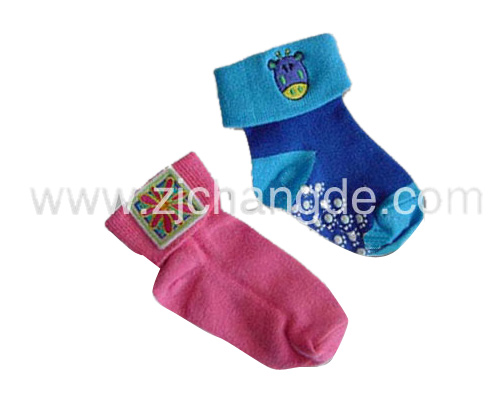  Kid`s Cotton Sock with Pompom (Хлопок детский носок с Pompom)