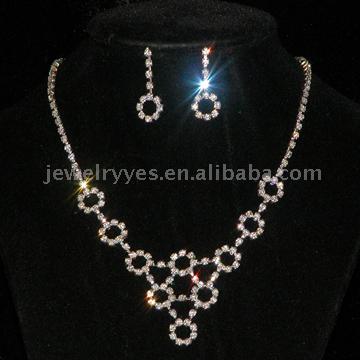  Rhinestone Fashion Jewelry Set
