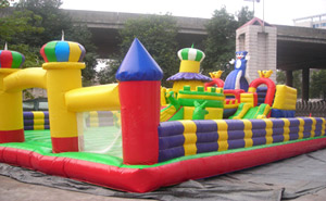  Inflatable Fun City (Надувная Fun City)