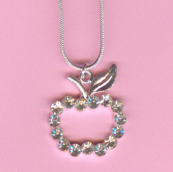  Necklace (Collier)