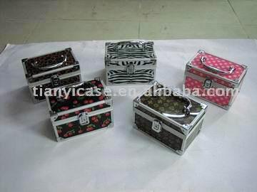  Cosmetic Case (Maquillage)