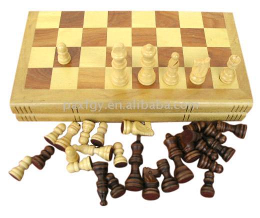  Wooden Chess (Деревянный шахматам)