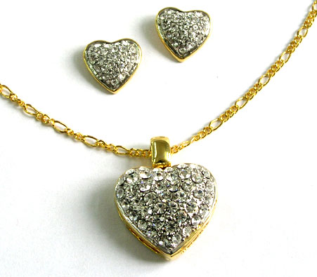  Jewelry Set, Necklace with Heart Pendant (Задать украшения, Колье с сердцем кулон)