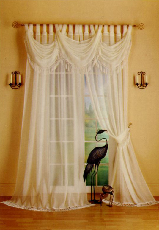  Curtain