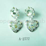 Earring (Earring)